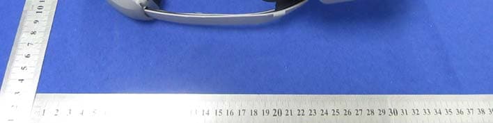 All-in-one VR - FCC ID 2AG7X-V21 - Shenzhen Hengbida Electronic Technology Co., Ltd (4)