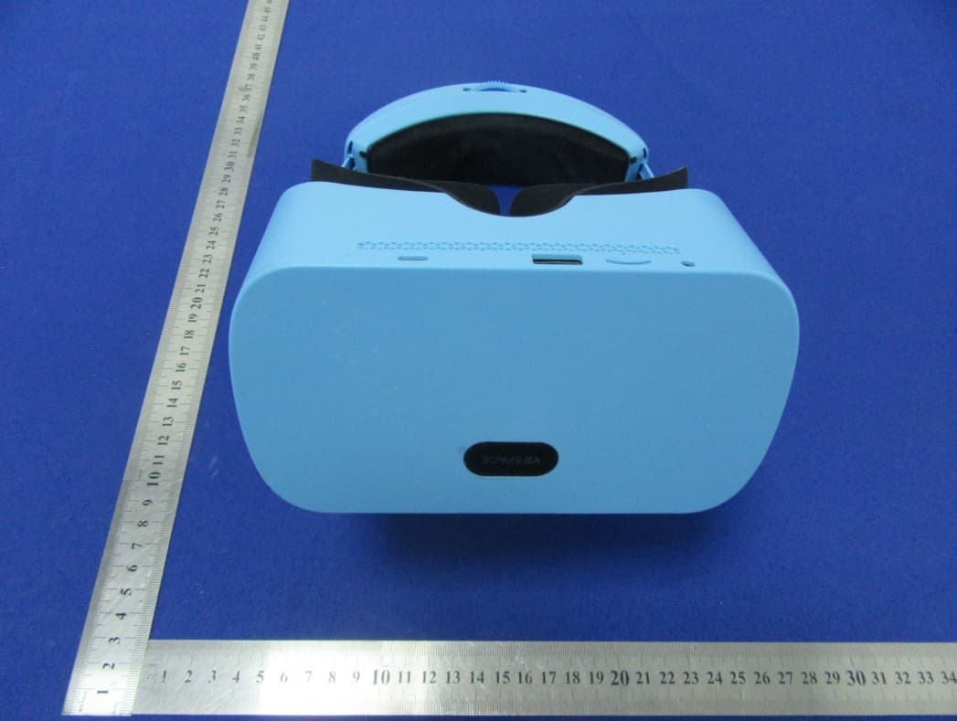 All-in-one VR - FCC ID 2AG7X-V30 - Shenzhen Hengbida Electronic Technology Co., Ltd (4)