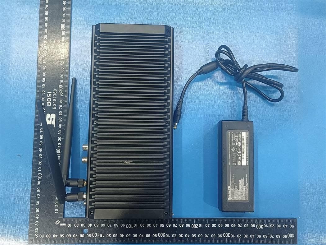 Industrial Controller - FCC ID 2AG8JMBOX600P - Xi'an NovaStar Tech Co., Ltd (3)