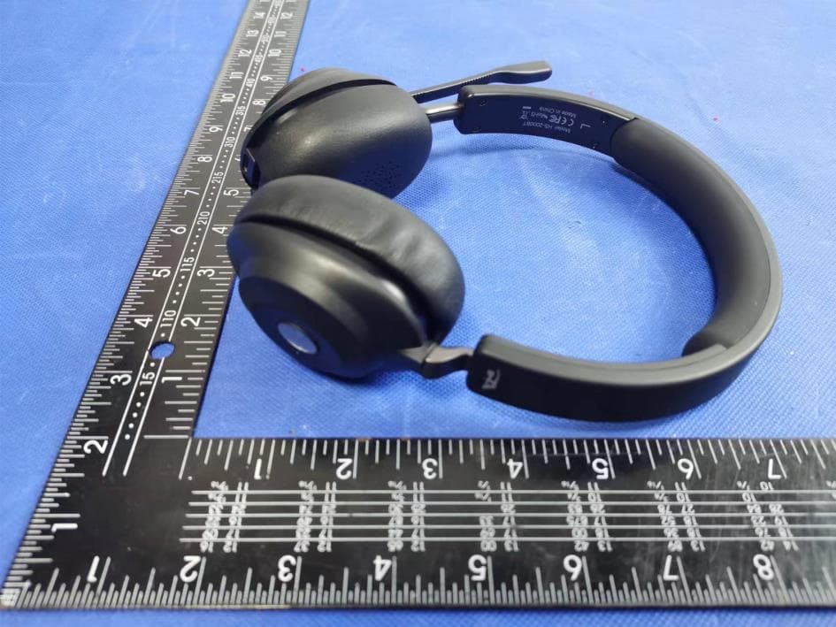 CA Essential Bluetooth Headset - FCC ID 2AGA6-HS2000BT - Shenzhen AngSi Technology Co., LTD (5)