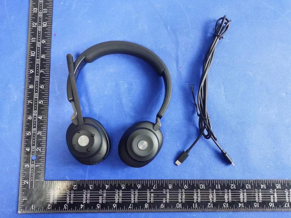 CA Essential Bluetooth Headset - FCC ID 2AGA6-HS2000BT - Shenzhen AngSi Technology Co., LTD