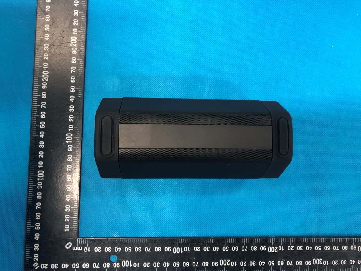 Ultra-Performance Bluetooth Speaker - FCC ID 2AGA6-SOUNDTANK - Shenzhen AngSi Technology Co., LTD