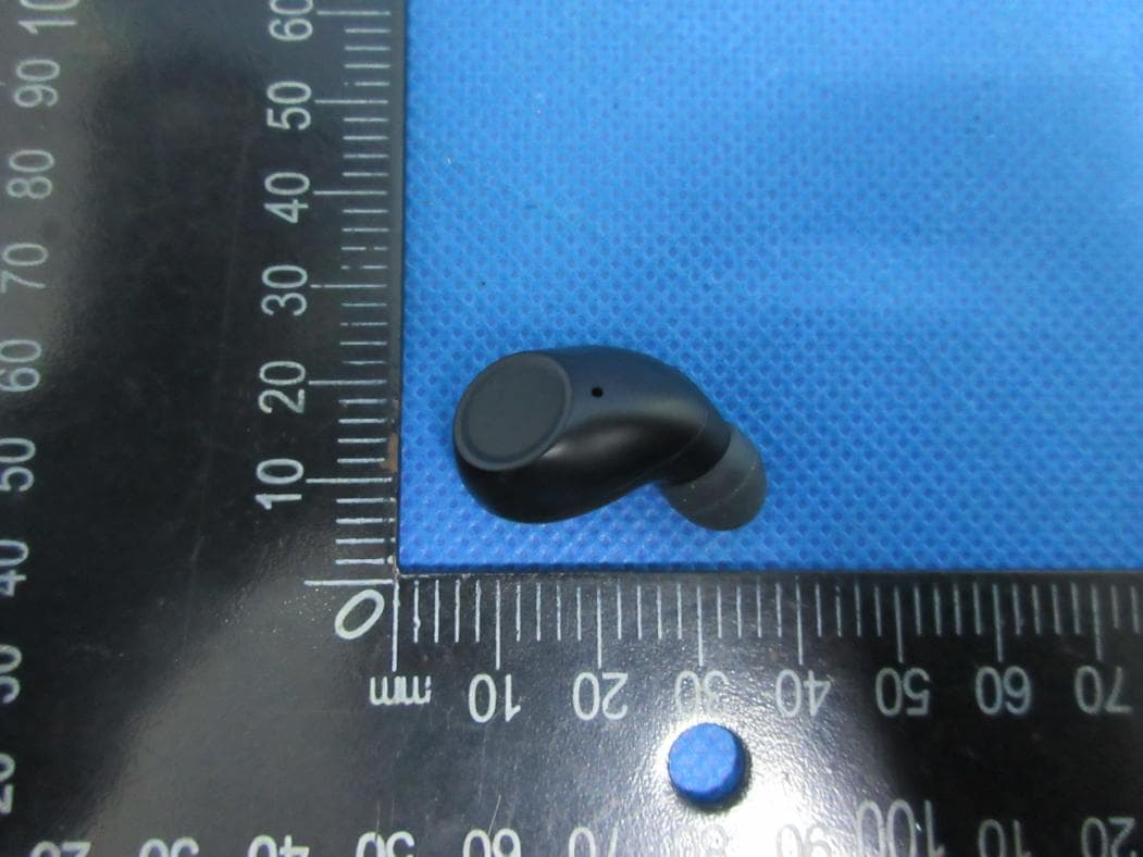 True Wireless Earbuds - FCC ID 2AGA9TWS05 - HUIZHOU WEIDE Electronics CO., LTD (5)