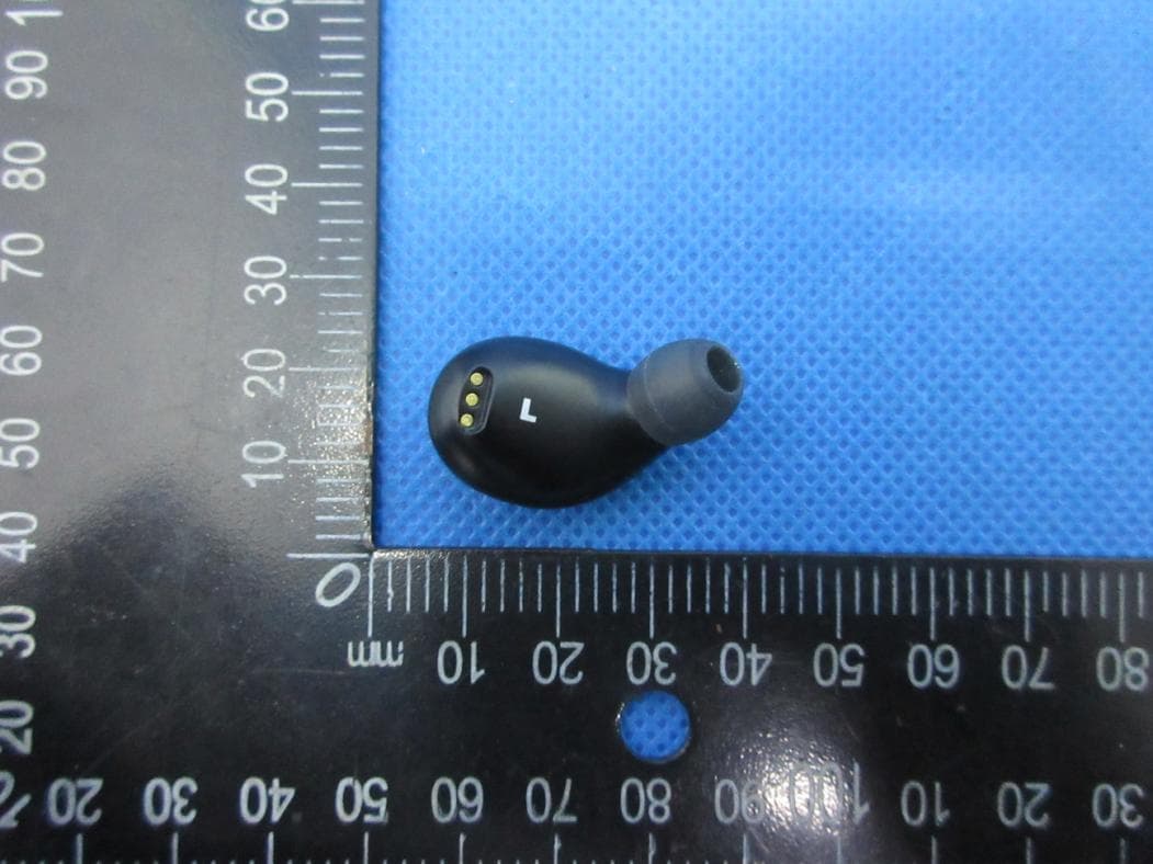 True Wireless Earbuds - FCC ID 2AGA9TWS05 - HUIZHOU WEIDE Electronics CO., LTD