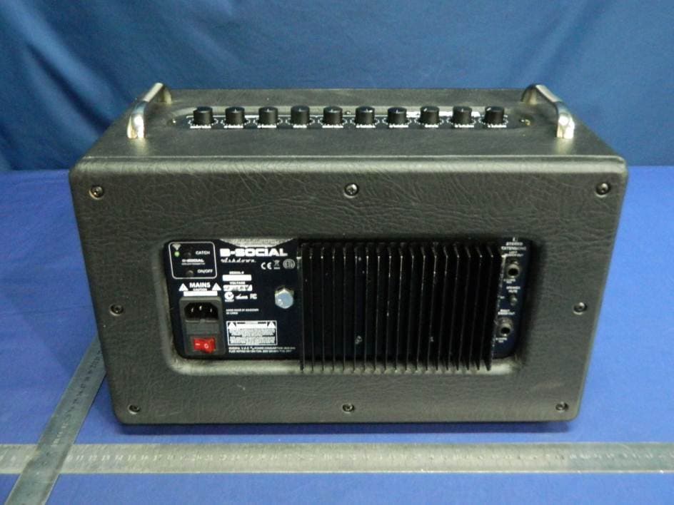 Bluetooth wireless amplifier - FCC ID 2AGAH-SOCIAL1 - Ashdown Design & Marketing Ltd. (3)