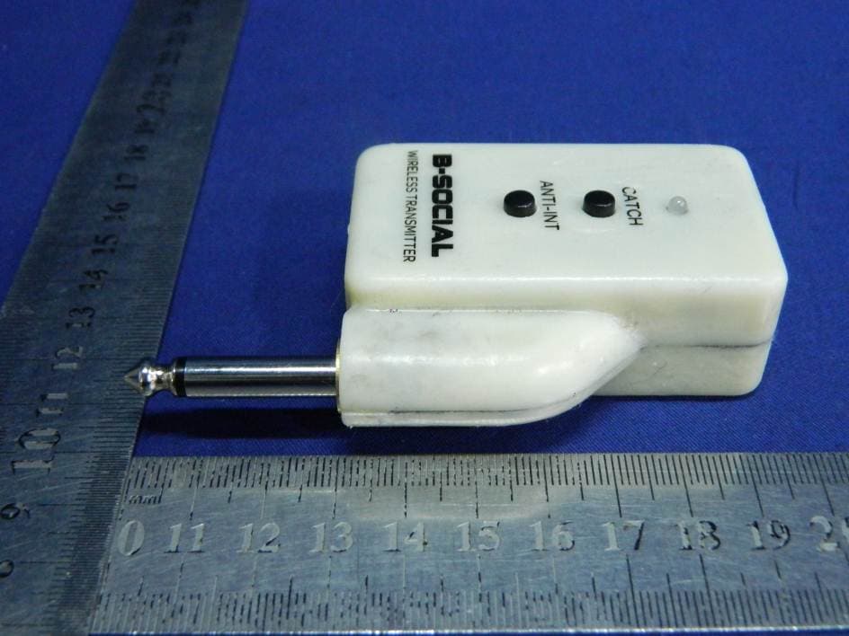 B Social wireless system - FCC ID 2AGAH-SOCIAL2 - Ashdown Design & Marketing Ltd. (4)