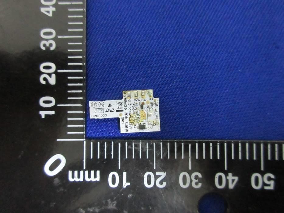 2.4GHz Wi-Fi/ Bluetooth module - FCC ID 2AGBW-WIZ2012 - Signify (China) Investment Co., Ltd.