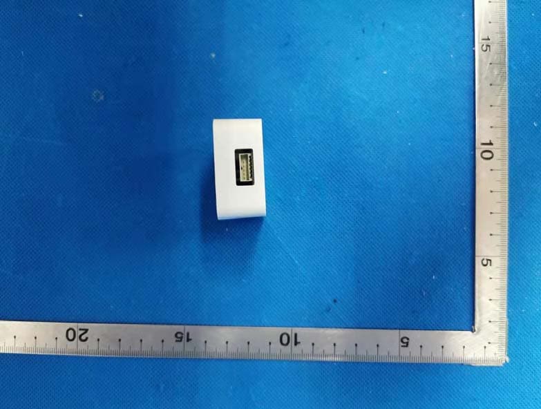 Hue light strip - FCC ID 2AGBW9290022691X - Signify (China) Investment Co., Ltd. (4)