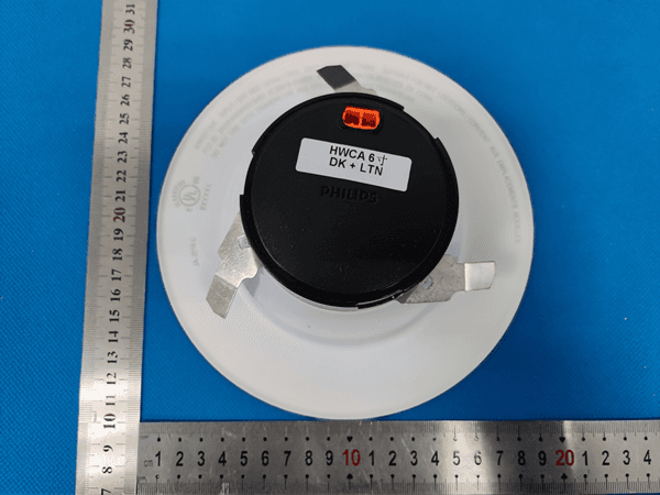 LED light - FCC ID 2AGBW9290031346X - Signify (China) Investment Co., Ltd.