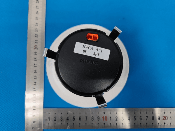 LED light - FCC ID 2AGBW9290031347X - Signify (China) Investment Co., Ltd. (2)