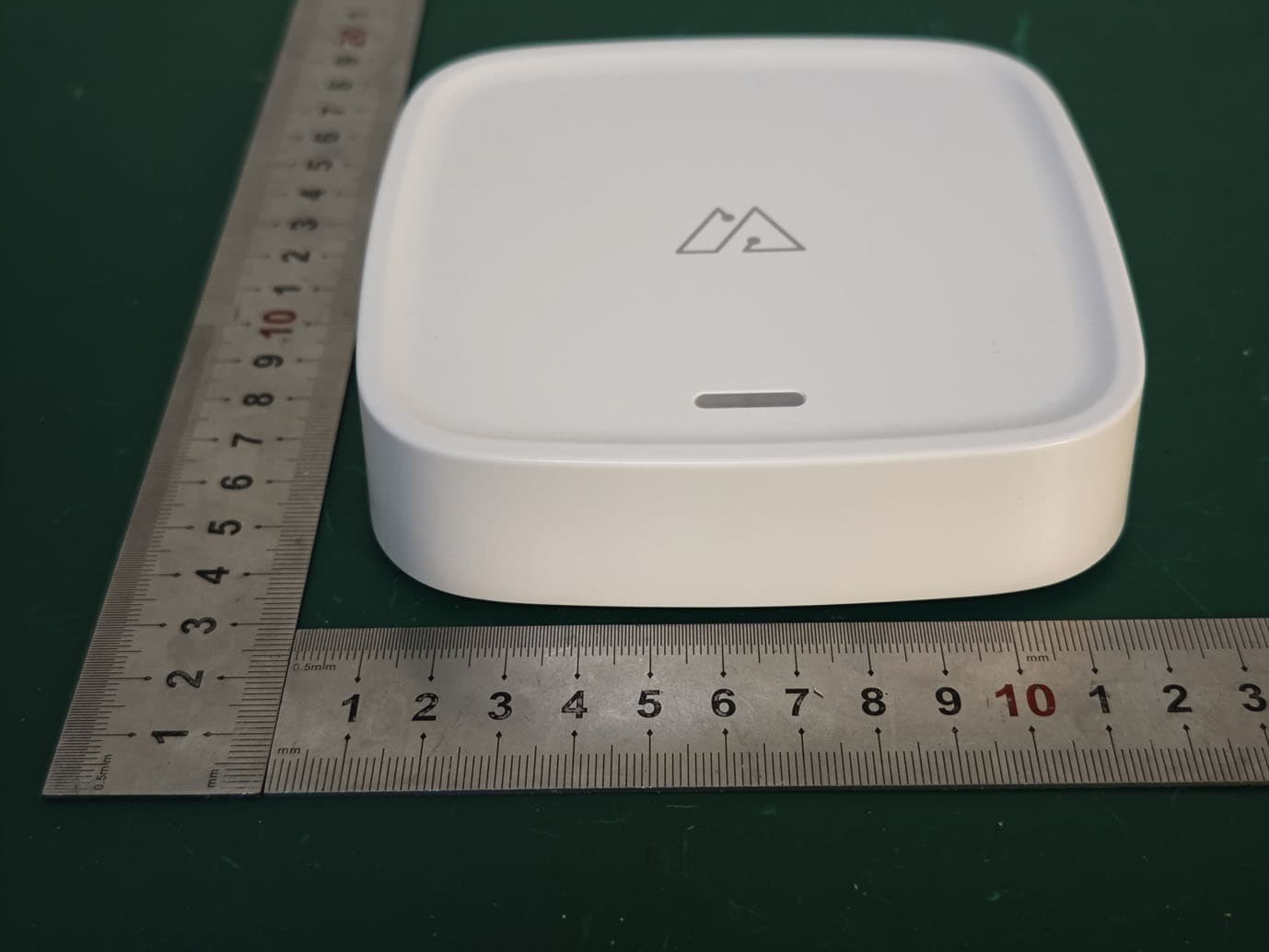 Gateway Product - FCC ID 2AGBWMCGW - Signify (China) Investment Co., Ltd. (4)