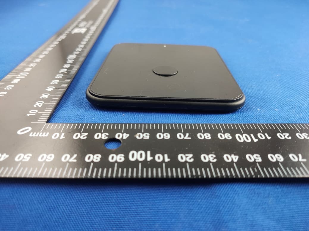 Wireless charging pad - FCC ID 2AGCDJACSCP75C1 - JACS Solutions, Inc. (3)