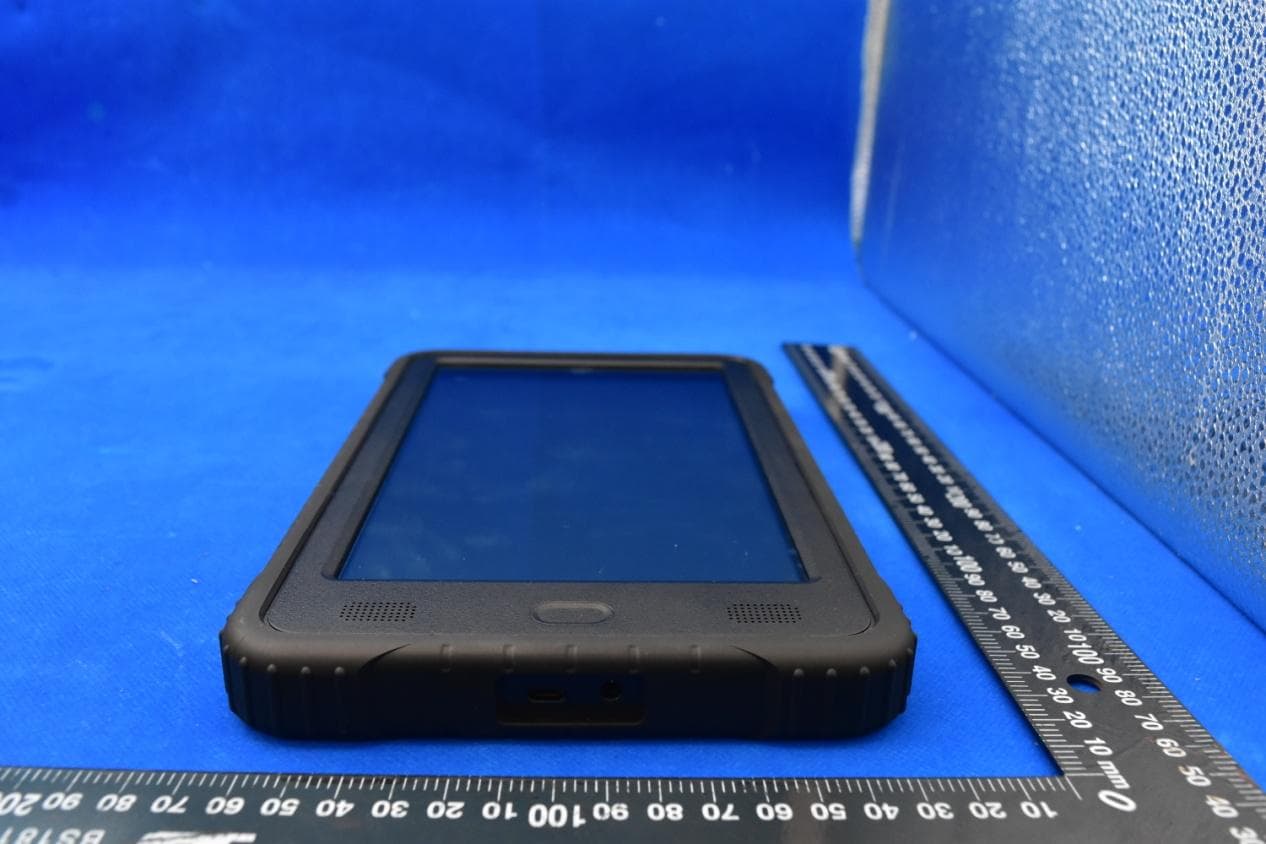 Tablet with NFC, WiFi and Bluetooth - FCC ID 2AGCDJACSJL003 - JACS Solutions, Inc. (3)