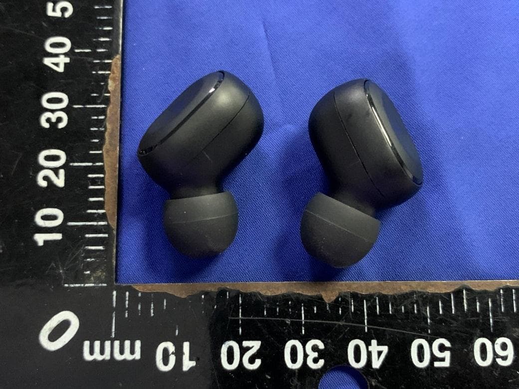 True wireless earbuds - FCC ID 2AGHD-8093124 - ORE SMART TECHNOLOGY CO.,LIMITED (2)
