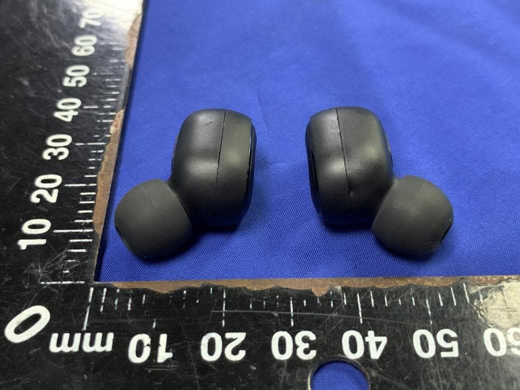 True wireless earbuds - FCC ID 2AGHD-8093124 - ORE SMART TECHNOLOGY CO.,LIMITED (5)