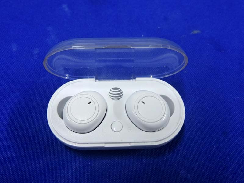 True Wireless Earbuds - FCC ID 2AGKL-CVS-04 - Liangying Industrial CO.,LTD (2)