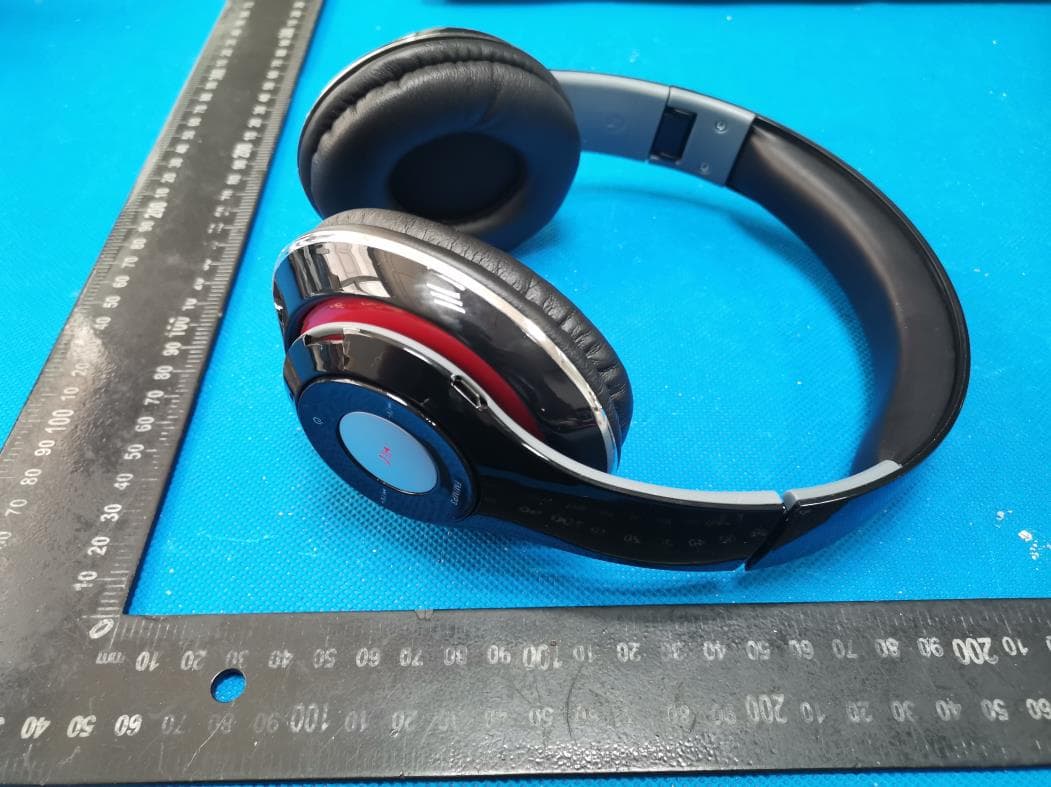 WIRELESS HEADPHONE - FCC ID 2AGKLSLBTHDSET - Liangying Industrial CO.,LTD (3)