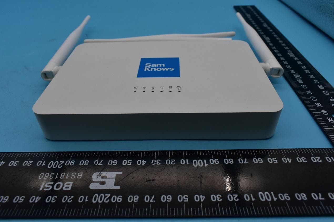 SamKnows Whitebox 8.0+ with WiFi - FCC ID 2AGPP-SKWB8V4 - SamKnows Limited (4)