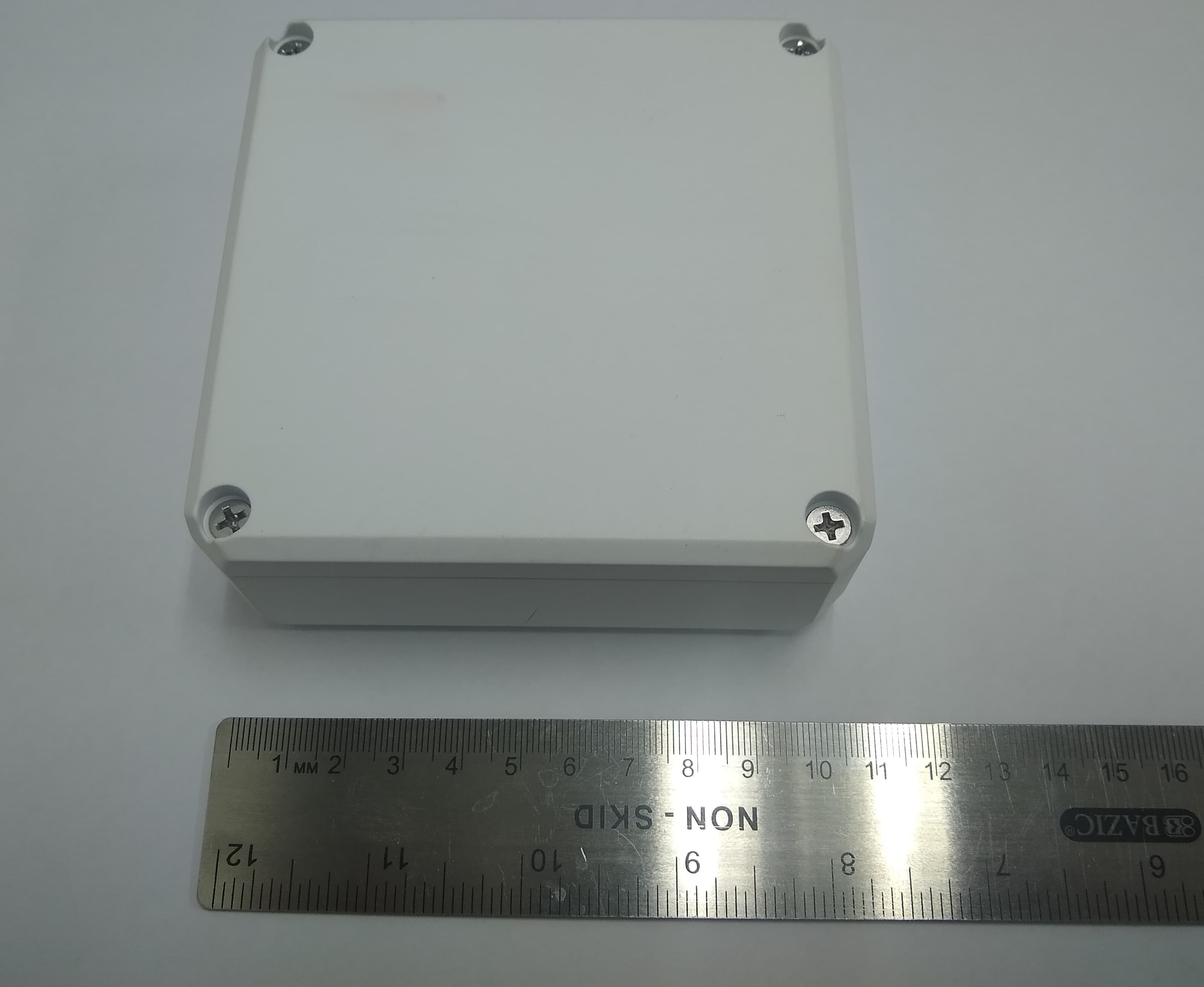 The ATD700S is a solar-powered LTE CAT-M1, IP67 rated mobile asset tracking device with onboard radar sensor for monitoring fill level tanks in agriculture. - FCC ID 2AH4HATD700S - Mobilogix, Inc. (2)