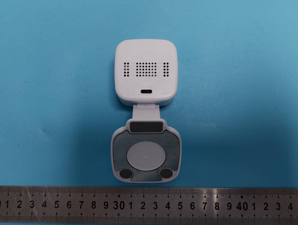 Smart foldable camera - FCC ID 2AHAS-EIX11005 - JEM ACCESSORIES INC. (3)