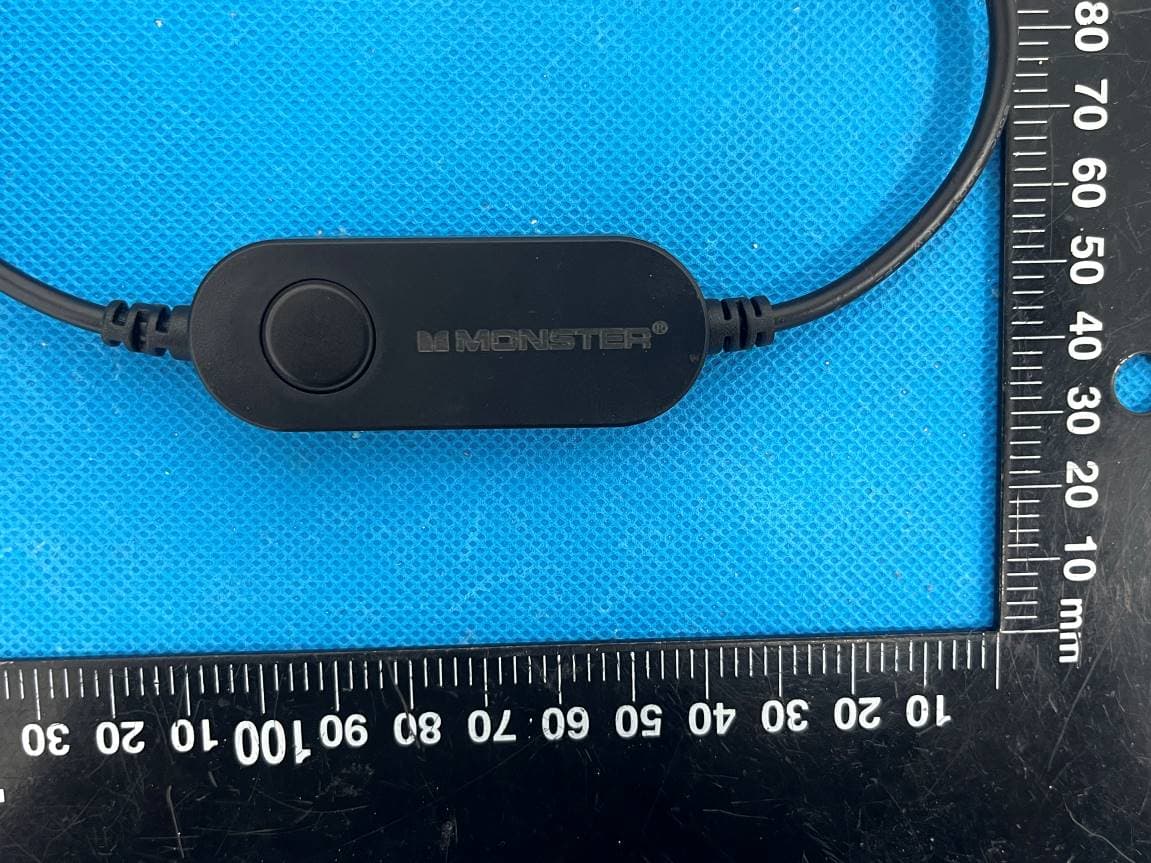 WIFI Control 5M Light Strip - FCC ID 2AHAS-MLB71033H - JEM ACCESSORIES INC. (2)