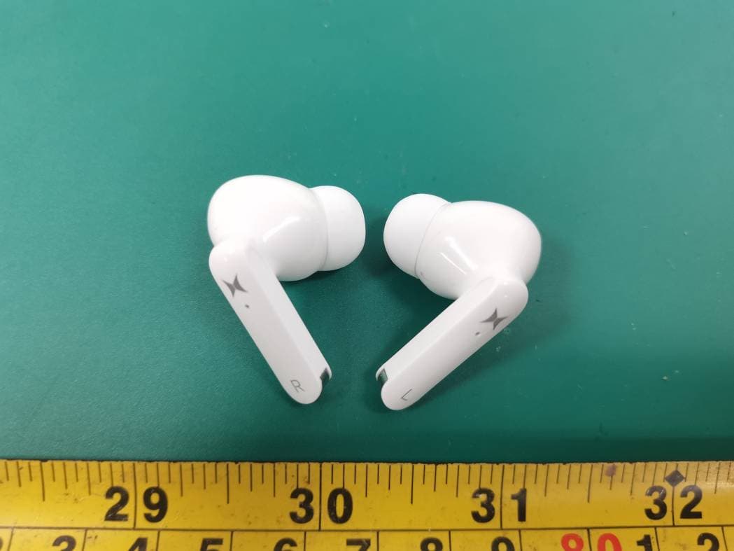 ELITE TOUCH CONTROL WIRELESS EARBUDS & CHARGING CASE - FCC ID 2AHAS-XBE90128 - JEM ACCESSORIES INC. (3)