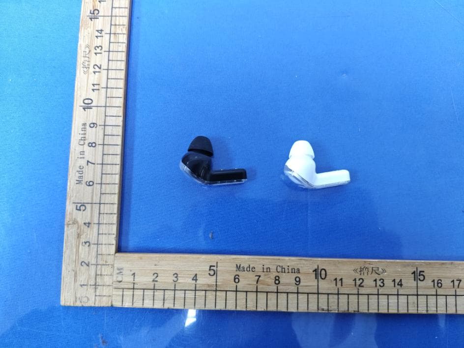 Earbuds with LCD Case - FCC ID 2AHAS-XBE90145EL - JEM ACCESSORIES INC. (4)