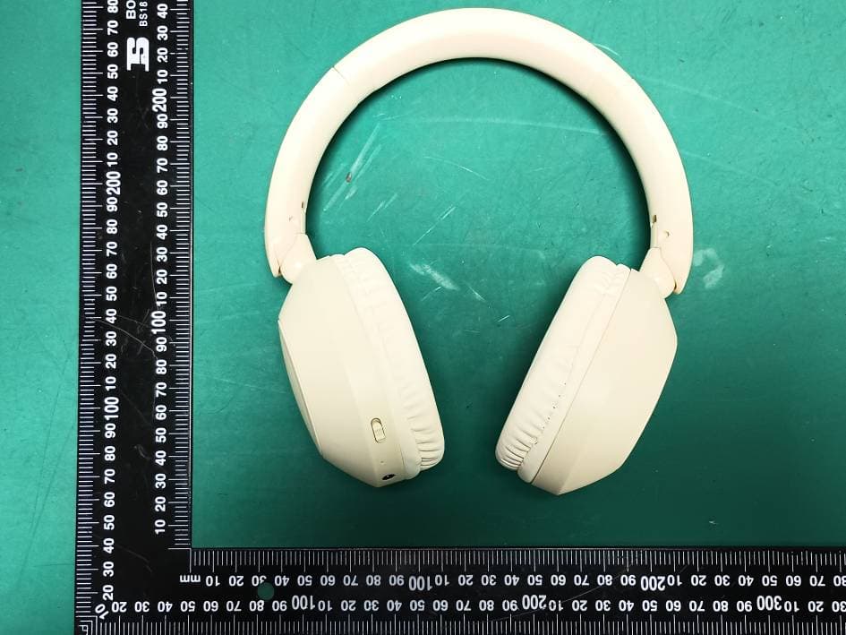 FOLDING BT HAEDPHONE - FCC ID 2AHAS-XBH91033 - JEM ACCESSORIES INC. (4)