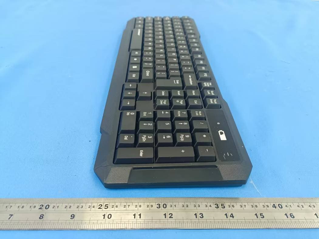 Wireless Keyboard - FCC ID 2AHAS-XCA21013-2 - JEM ACCESSORIES INC. (3)