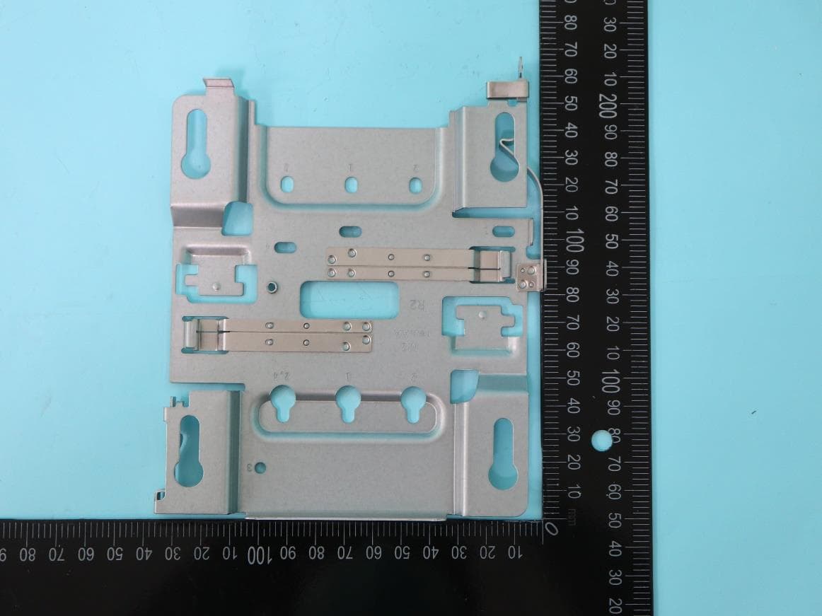 802.11ax WiFi6E 2+2+2 Indoor AP - FCC ID 2AHBN-AP24 - Juniper Networks, Inc. (2)