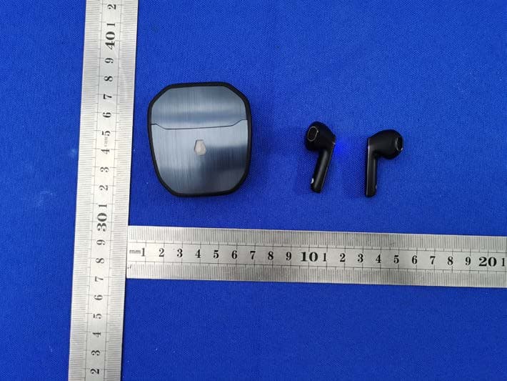 TWS earbuds - FCC ID 2AHCL-G11 - DONGGUAN ARUN INDUSTRIAL CO.,LTD. (3)