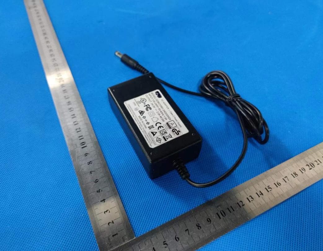Power Station - FCC ID 2AHCL-STORM300 - DONGGUAN ARUN INDUSTRIAL CO.,LTD. (4)