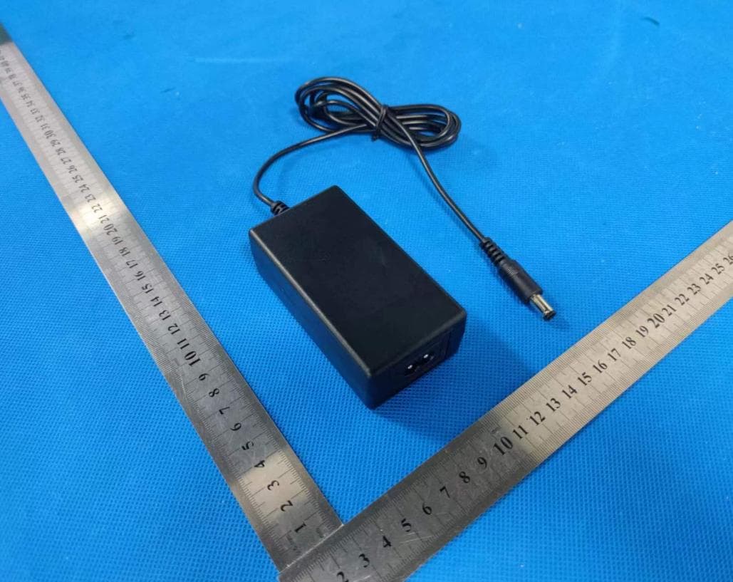 Power Station - FCC ID 2AHCL-STORM300 - DONGGUAN ARUN INDUSTRIAL CO.,LTD. (2)