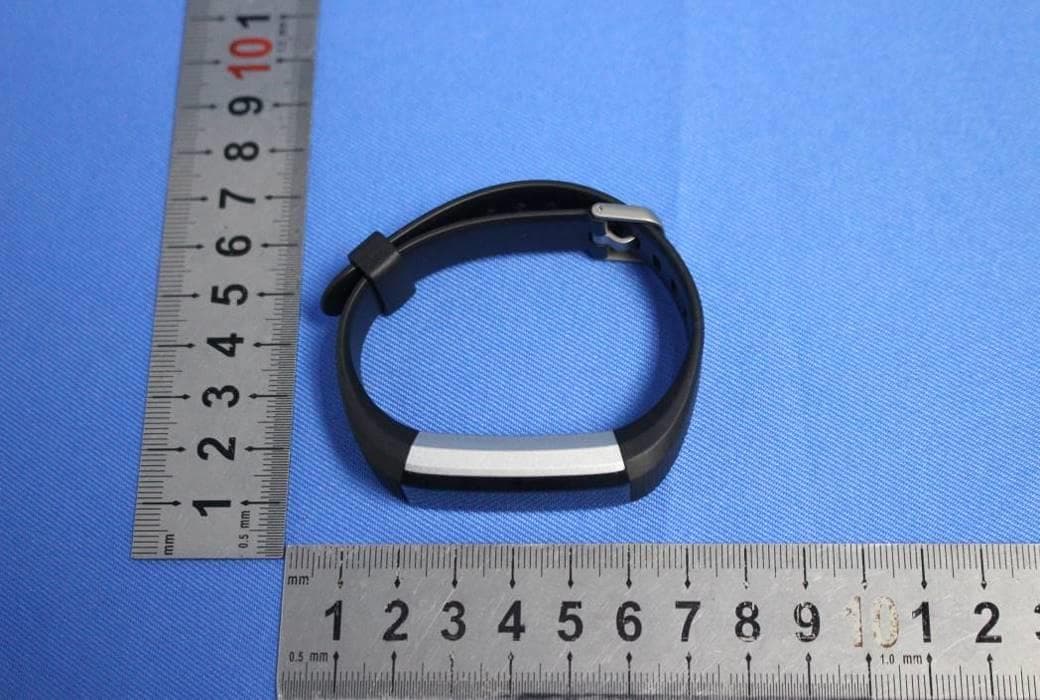 Smart Bracelet - FCC ID 2AHFT704 - Shenzhen DO Intelligent Technology Co., Ltd.