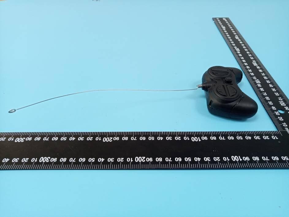 RC Sleek Speedboat 27 MHz Remote Controller - FCC ID 2AHGJJMSDB2113-27-1 - JM Manufacturing (HK) Ltd. (4)