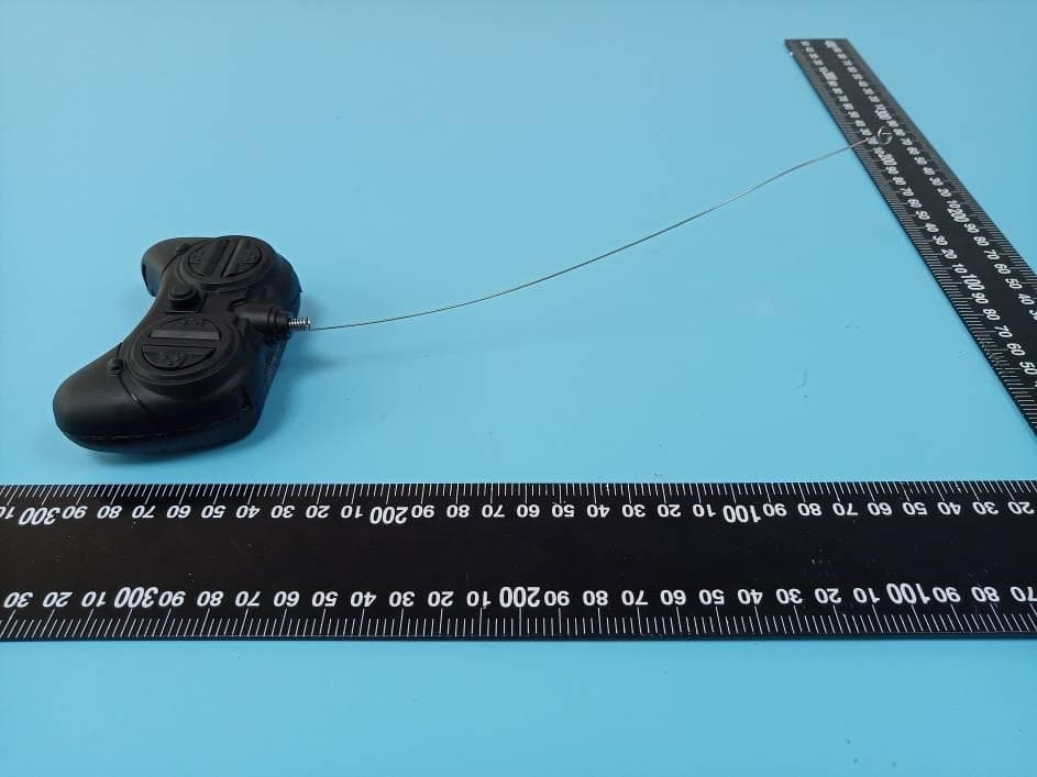 RC Sleek Speedboat 27 MHz Remote Controller - FCC ID 2AHGJJMSDB2113-27-1 - JM Manufacturing (HK) Ltd. (3)