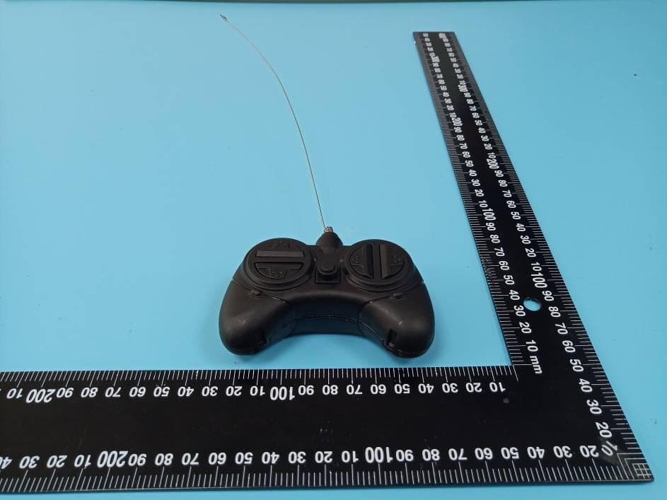 RC Sleek Speedboat 27 MHz Remote Controller - FCC ID 2AHGJJMSDB2113-27-1 - JM Manufacturing (HK) Ltd. (2)