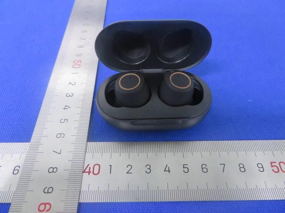 True Wireless Earphones - FCC ID 2AHHETWSEBV3PRM - THUMBS UP(UK)LTD (5)