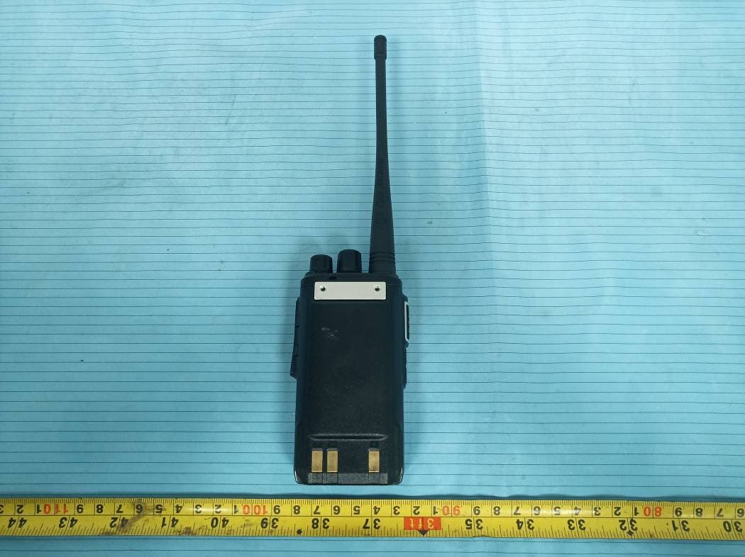 Walkie Talkie Two-way Radio - FCC ID 2AHJMMUAEJJ - Altis Technology (Hong Kong) Ltd. (4)