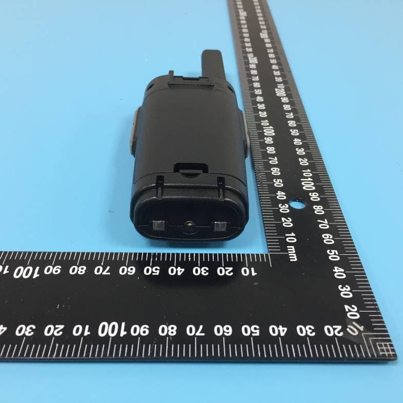 Walkie Talkie Two-way Radio - FCC ID 2AHJMRXCHJ - Altis Technology (Hong Kong) Ltd. (3)