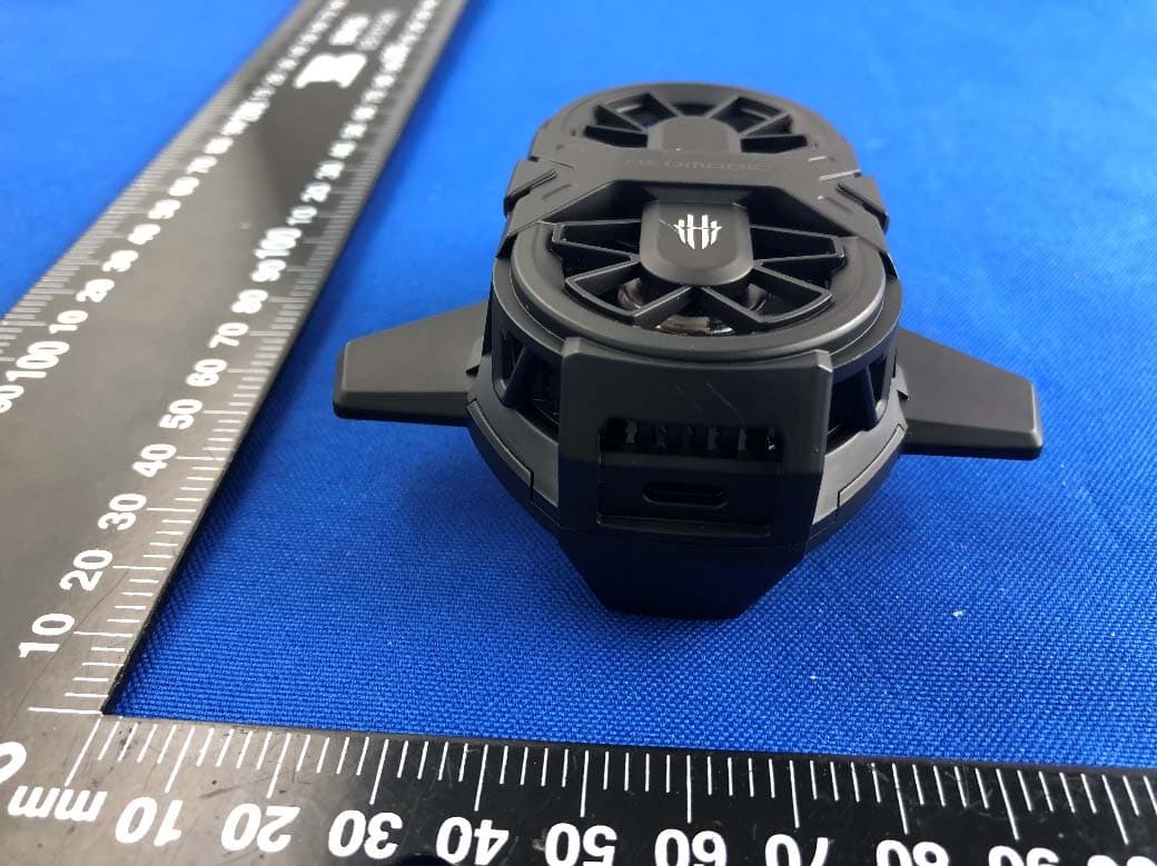 RedMagic Dual-core Cooler - FCC ID 2AHJO-PA3103 - Nubia Technology Co., Ltd.