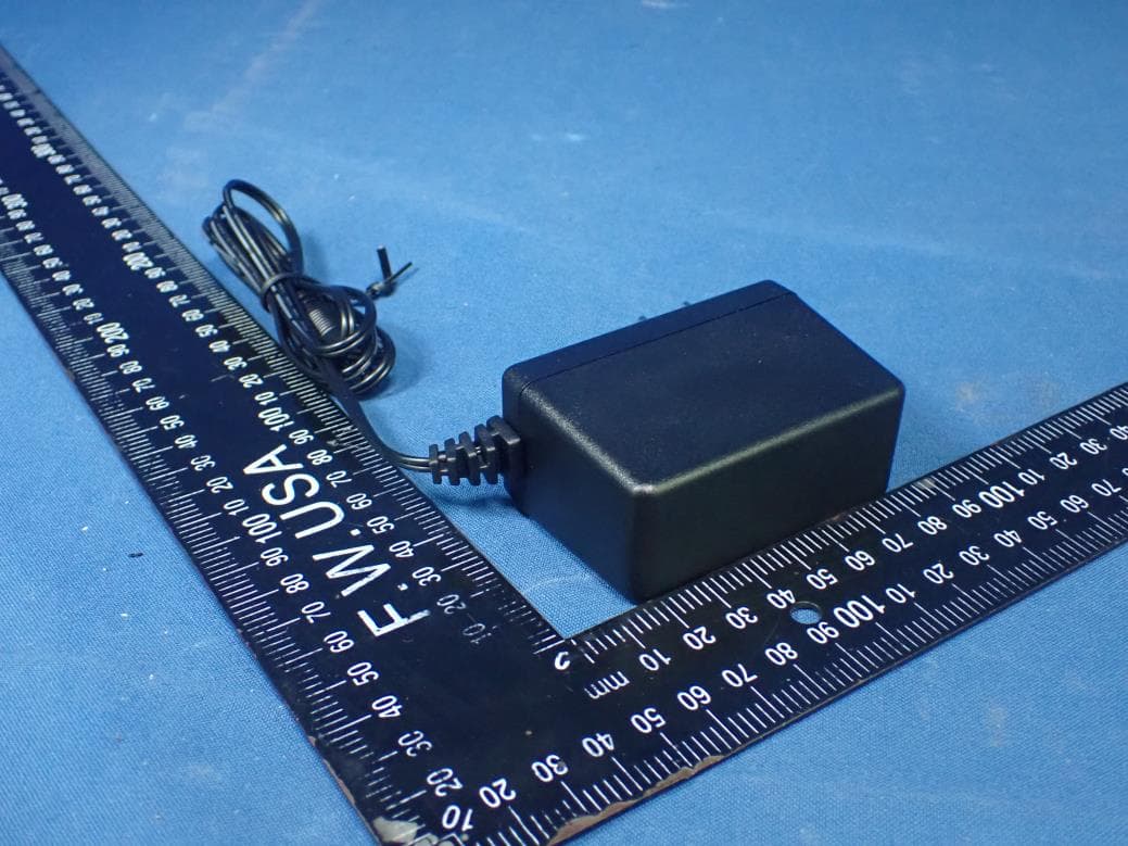 WiFi Extender - FCC ID 2AHKM-ARIA2210 - Hitron Technologies Inc. (4)
