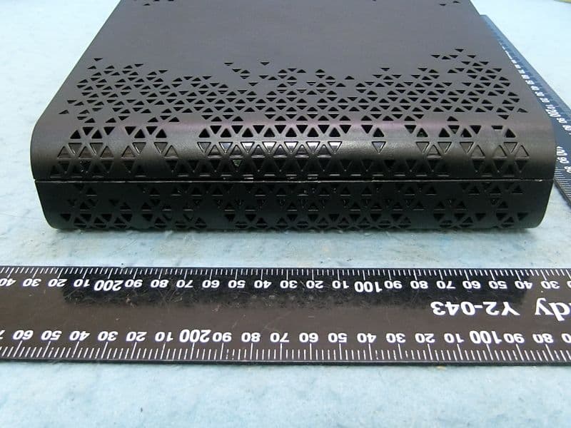 DOCSIS 3.1 Wireless eMTA Gateway - FCC ID 2AHKM-CHITA31 - Hitron Technologies Inc. (2)