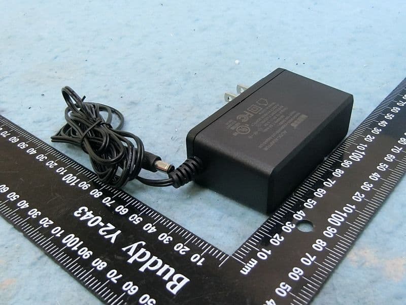 DOCSIS 3.1 Wireless eMTA Gateway - FCC ID 2AHKM-CHITA31 - Hitron Technologies Inc. (3)