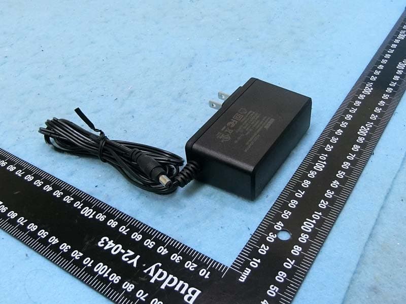 DOCIS 3.1 Wi-Fi 6 EMTA Gateway - FCC ID 2AHKM-CODA5814Q1 - Hitron Technologies Inc. (4)
