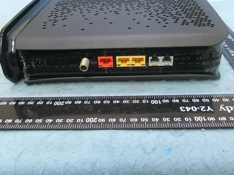 DOCSIS 3.1 Wi-Fi 6E Tri-Band EMTA Gateway - FCC ID 2AHKM-CODA5834 - Hitron Technologies Inc. (5)