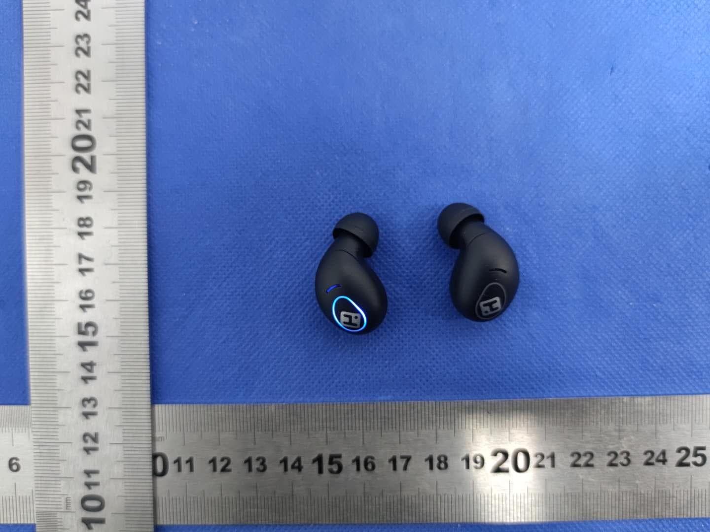 TWS WC Round Tch XT-59 - FCC ID 2AHN6-AUBE200 - Bytech NY Inc. (3)