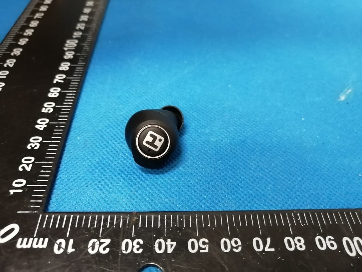 TWS EARBUDS - FCC ID 2AHN6-AUBE203 - Bytech NY Inc. (5)