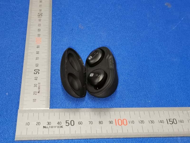 TWS Earbuds BLK XT-27 - FCC ID 2AHN6-AUBE212 - Bytech NY Inc. (3)