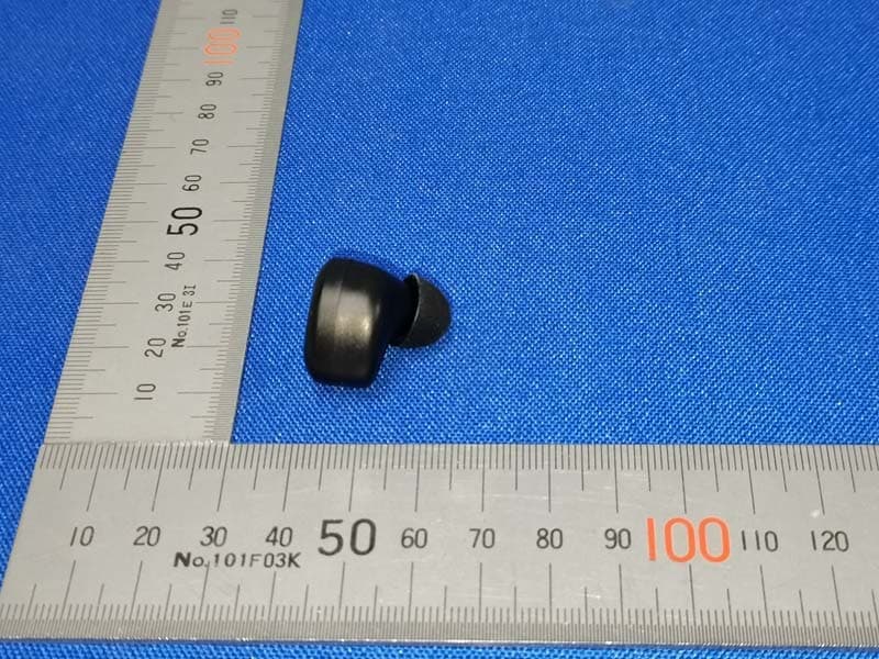 TWS Earbuds BLK XT-27 - FCC ID 2AHN6-AUBE212 - Bytech NY Inc. (5)